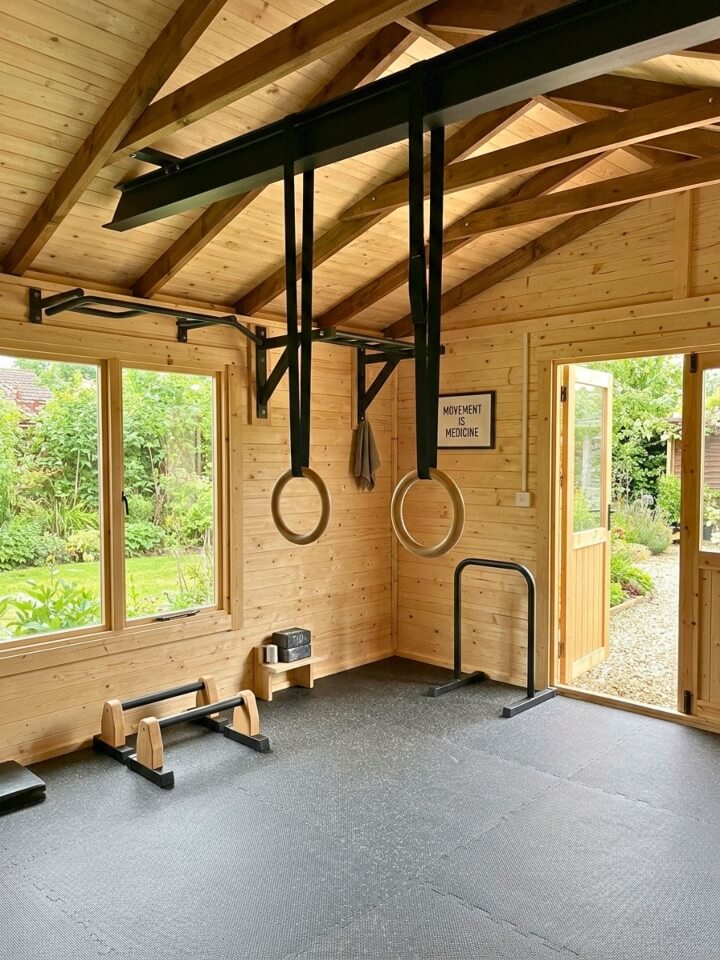 calisthenics shed gym for bodyweight training