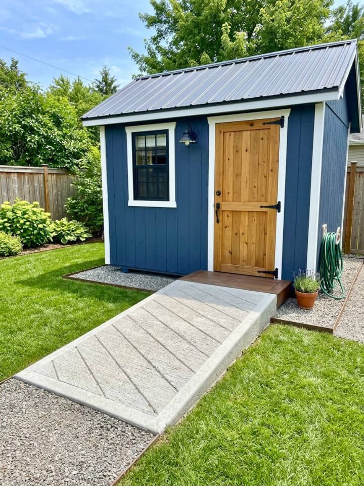 poured concrete entry slope